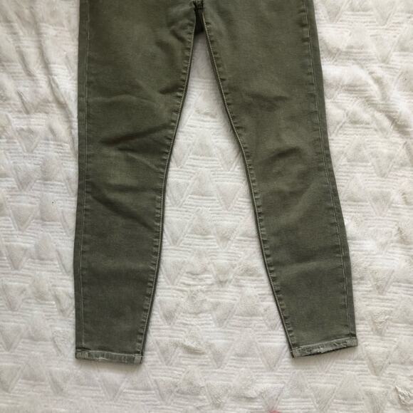 Current/Elliott Stiletto Skinny in Covert Green - Picture 2 of 6